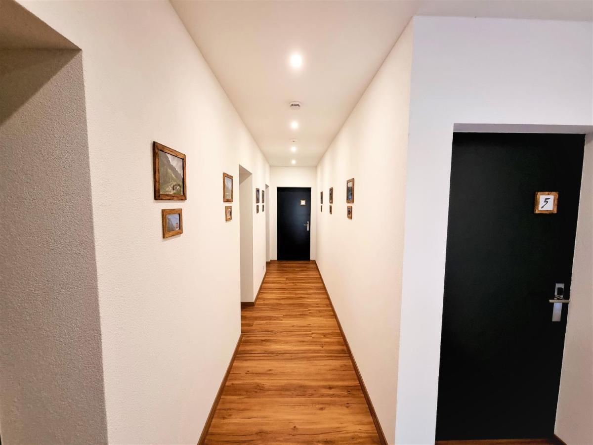 Triftblick Bed & Breakfast Gadmen Luaran gambar
